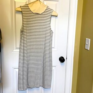 Ladies sleeveless dress